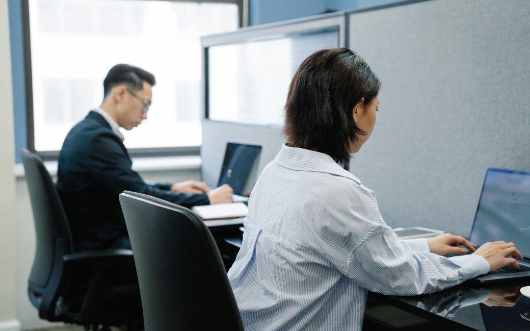 Discovering High-Margin, White-Collar Franchise Opportunities with Commission Express